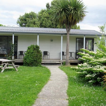 White Elephant Accomodation Motueka Exterior foto