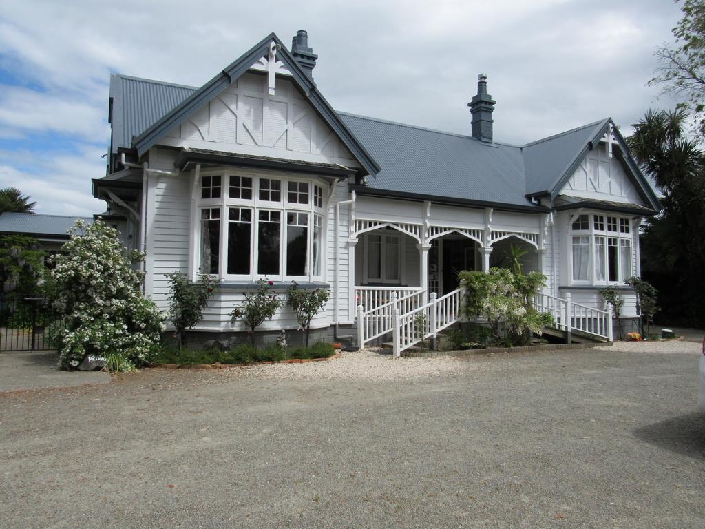 White Elephant Accomodation Motueka Exterior foto